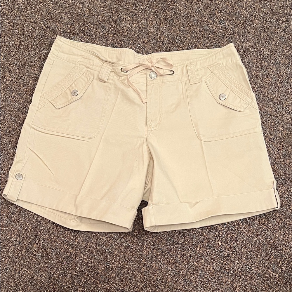 Venezia Cream Cargo Shorts